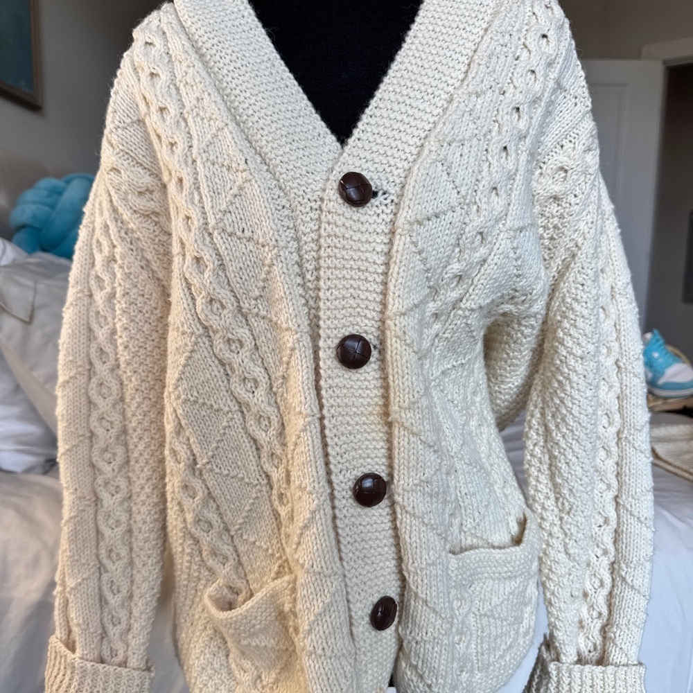 Vintage Cozy Irish Wool Cream Cable Knit Cardigan - Picture 2 of 15